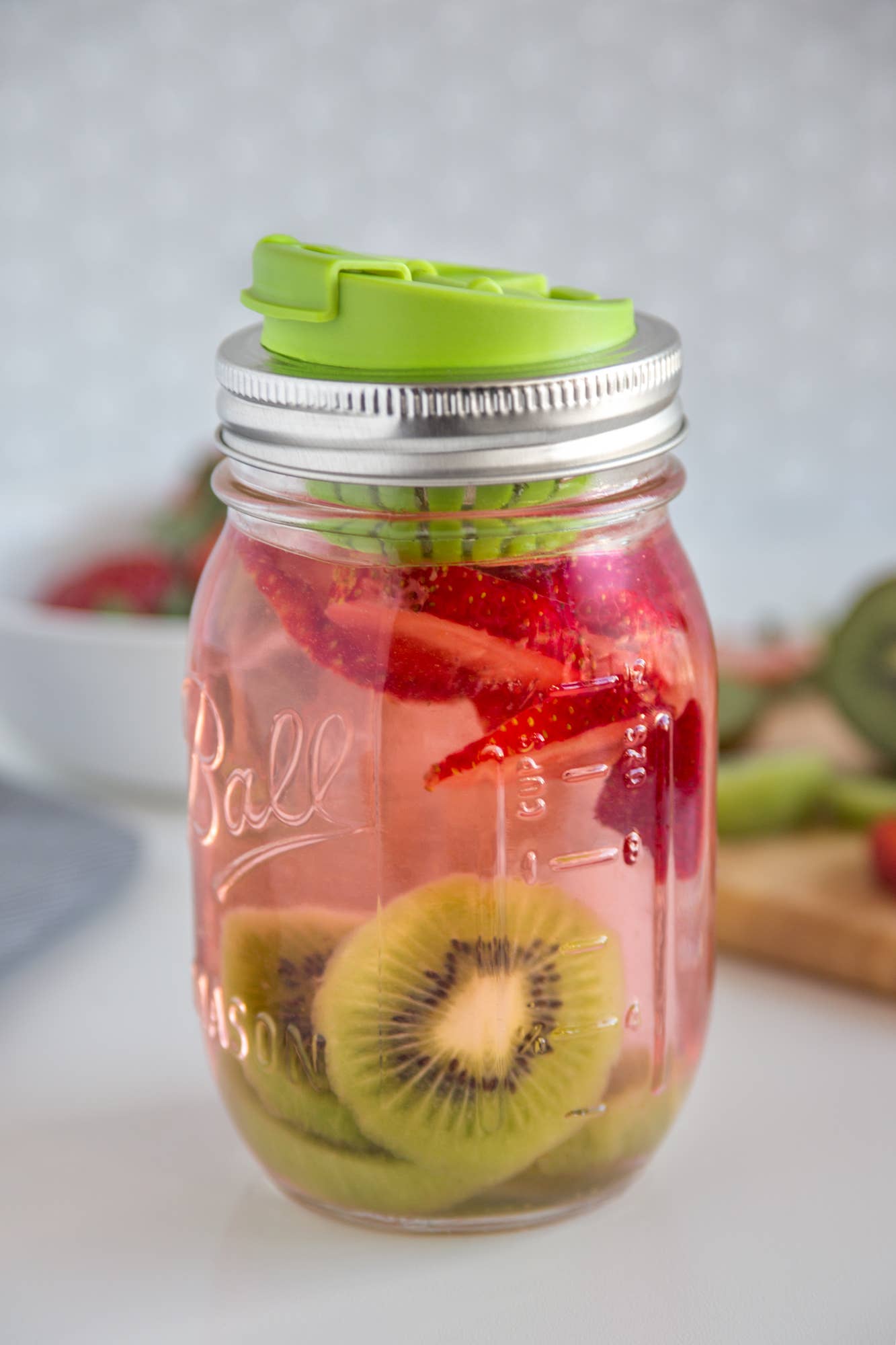 Jarware Fruit Infusion Lid for Regular Mouth Mason Jar
