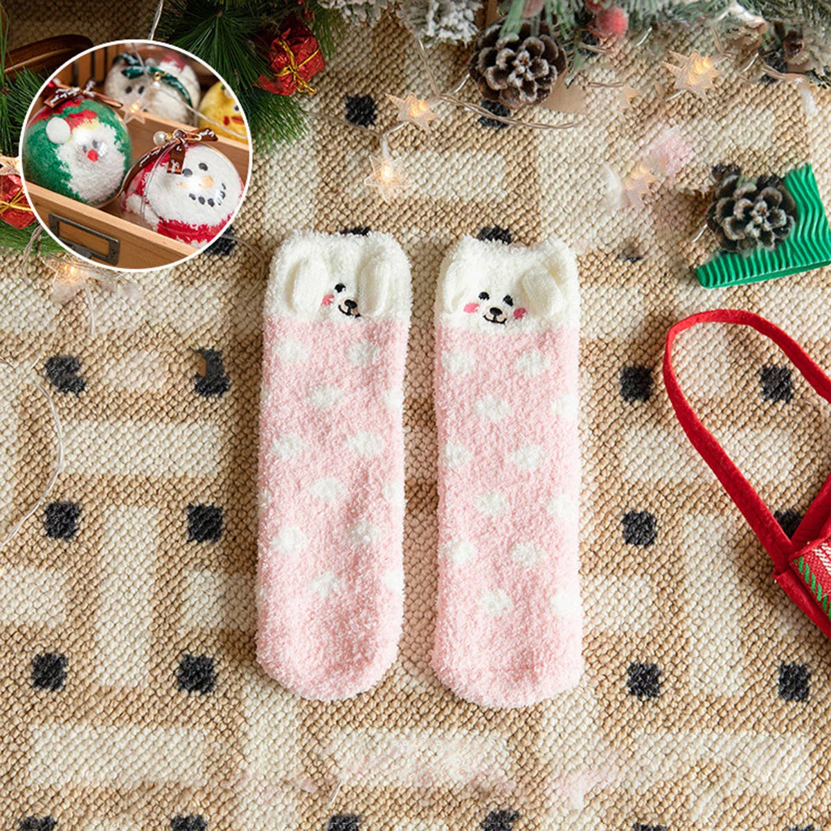SANTA CLAUS FUZZY CHRISTMAS SOCKS GIFTS FOR WOMEN_CWMS0766