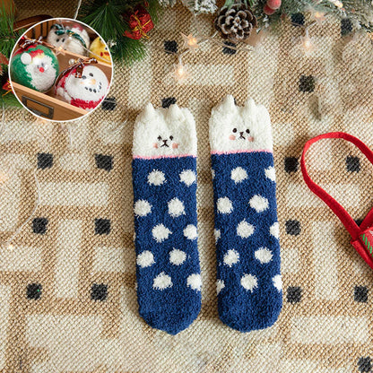 SANTA CLAUS FUZZY CHRISTMAS SOCKS GIFTS FOR WOMEN_CWMS0766