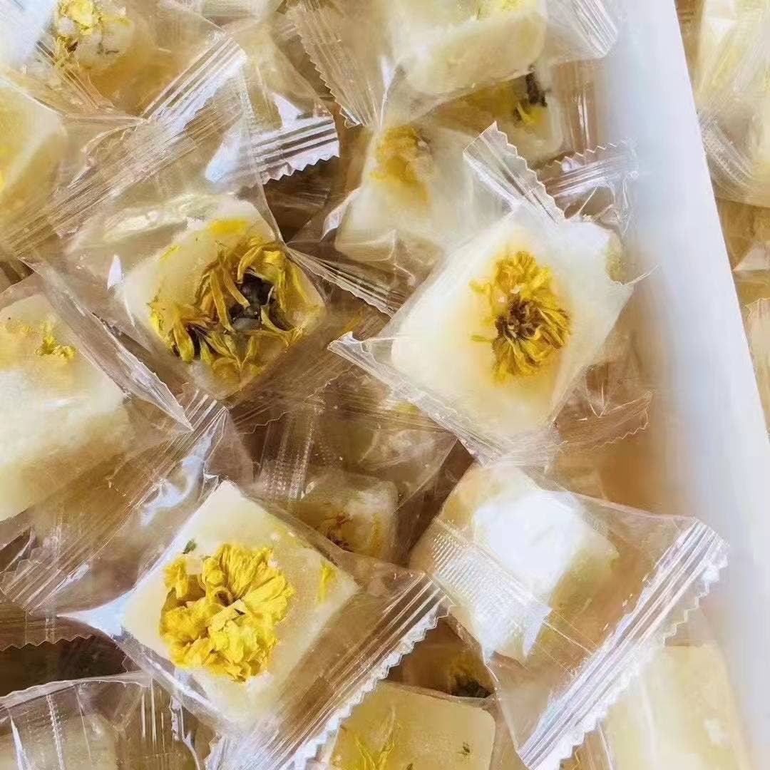 Gourmet Honey Sugar Cubes with flowers and fruit