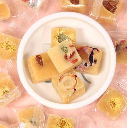 Gourmet Honey Sugar Cubes with flowers and fruit