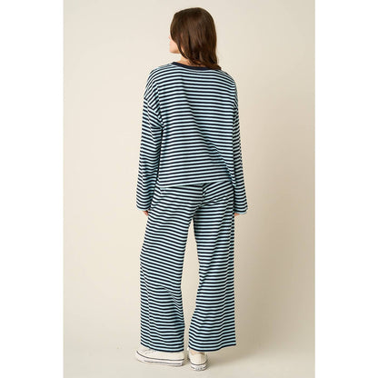 STRIPED PRINT LOUNGE TOP AND PANTS SET