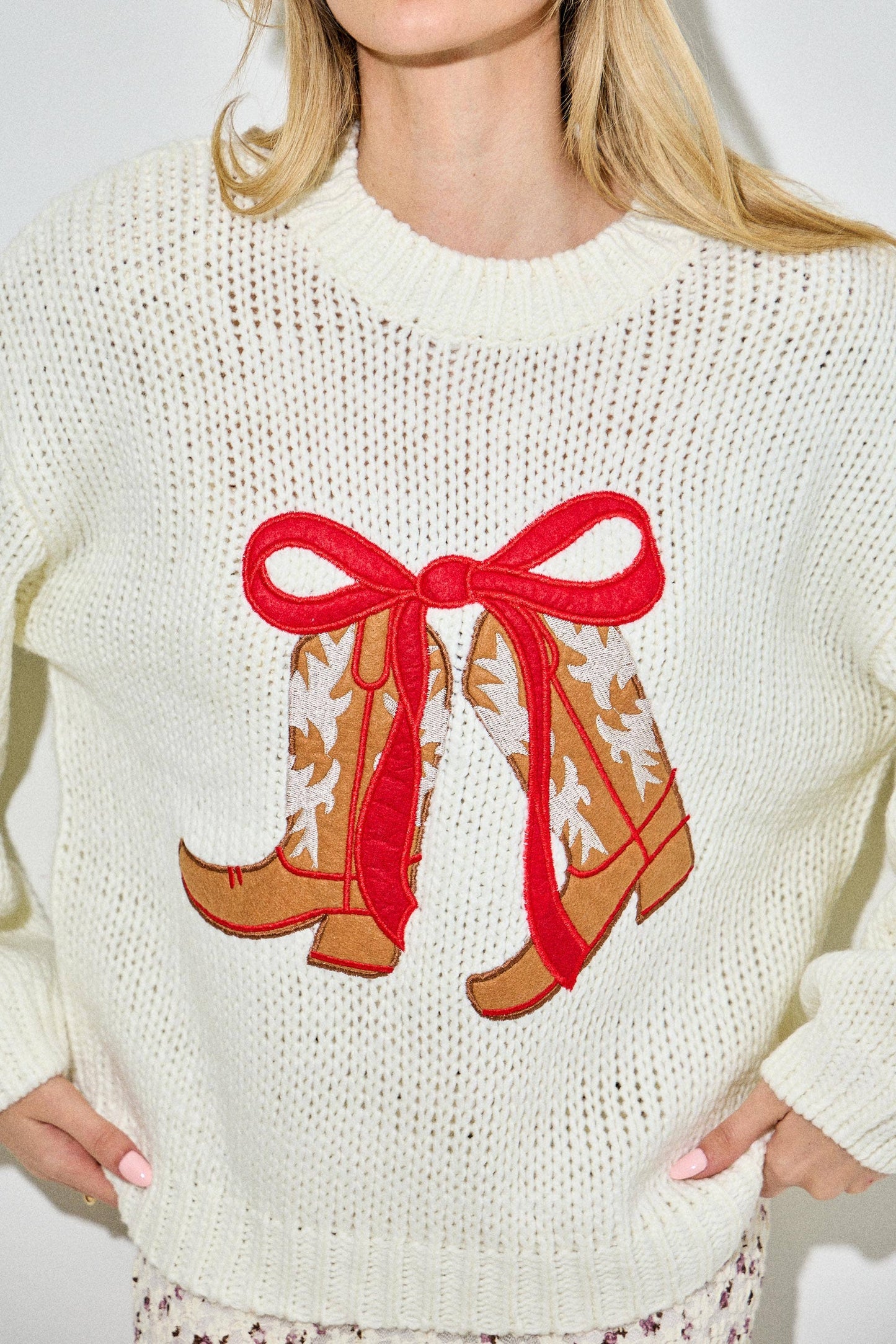 COWBOY BOOTS WITH RIBBON KNIT SWEATER