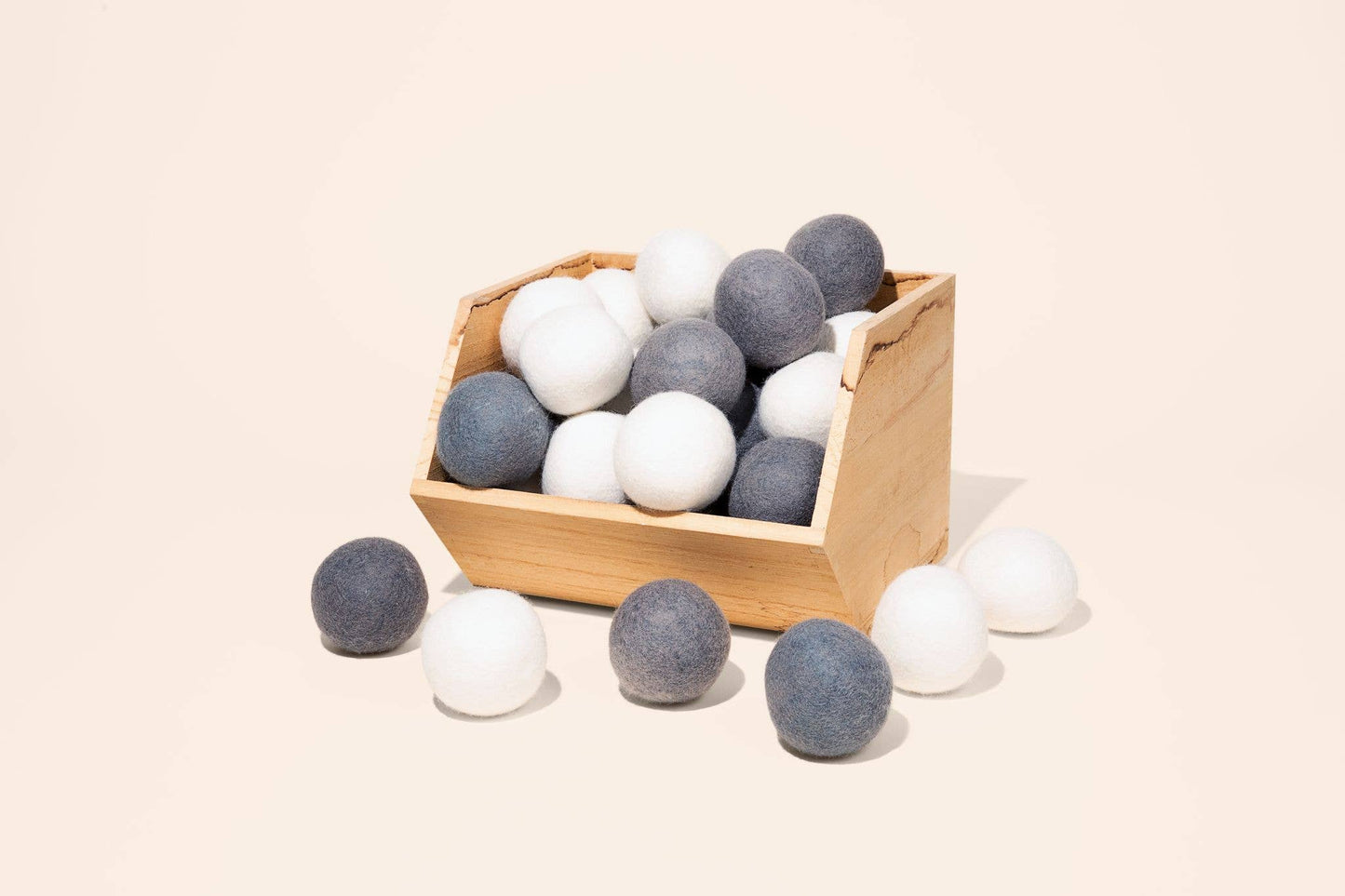 Bulk New Zealand Wool Dryer Balls | Summer Bestseller